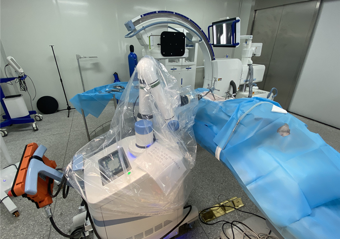 骨科手術(shù)機器人定位 骨科手術(shù)機器人定位